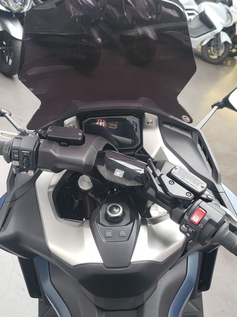 HONDA NSS FORZA 750 4