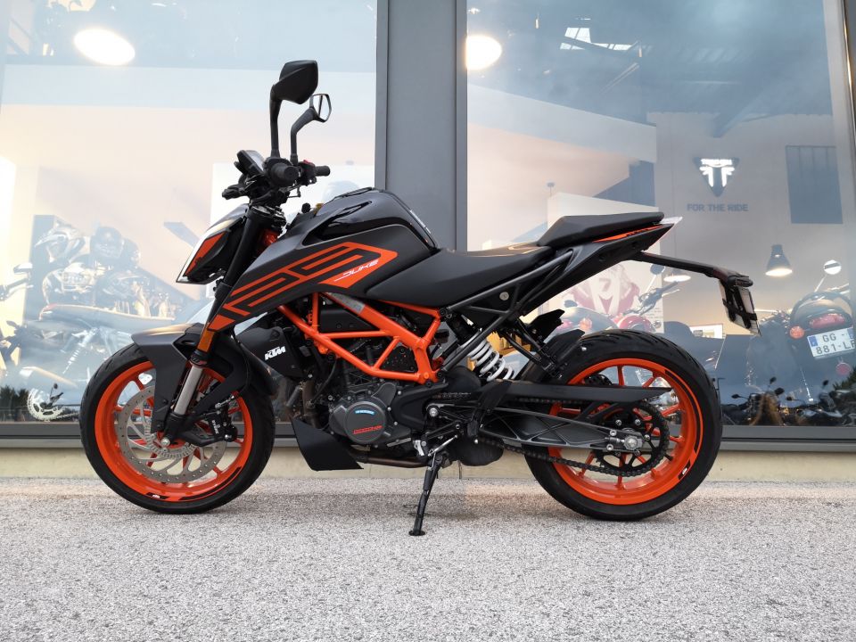 KTM 125 DUKE ABS 4