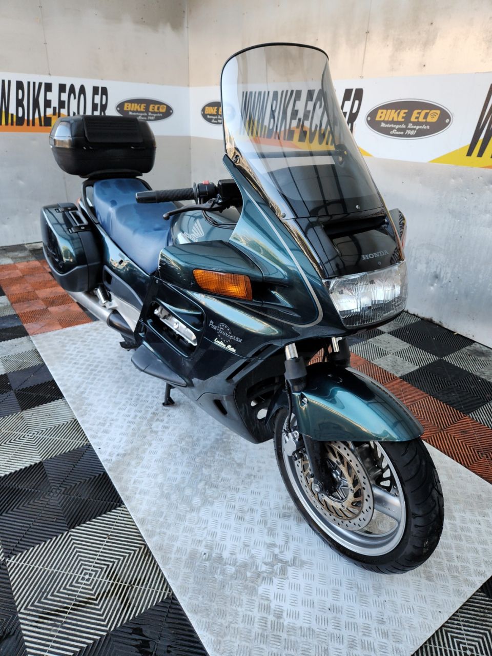 HONDA ST 1100 PAN EUROPEAN 4