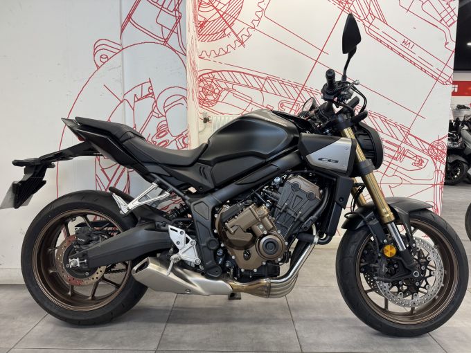 HONDA CB650R Neo Sports Café 4