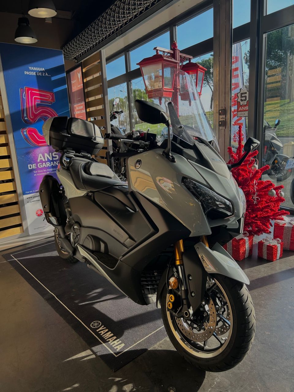 YAMAHA XP T-MAX 560 TECH MAX 4