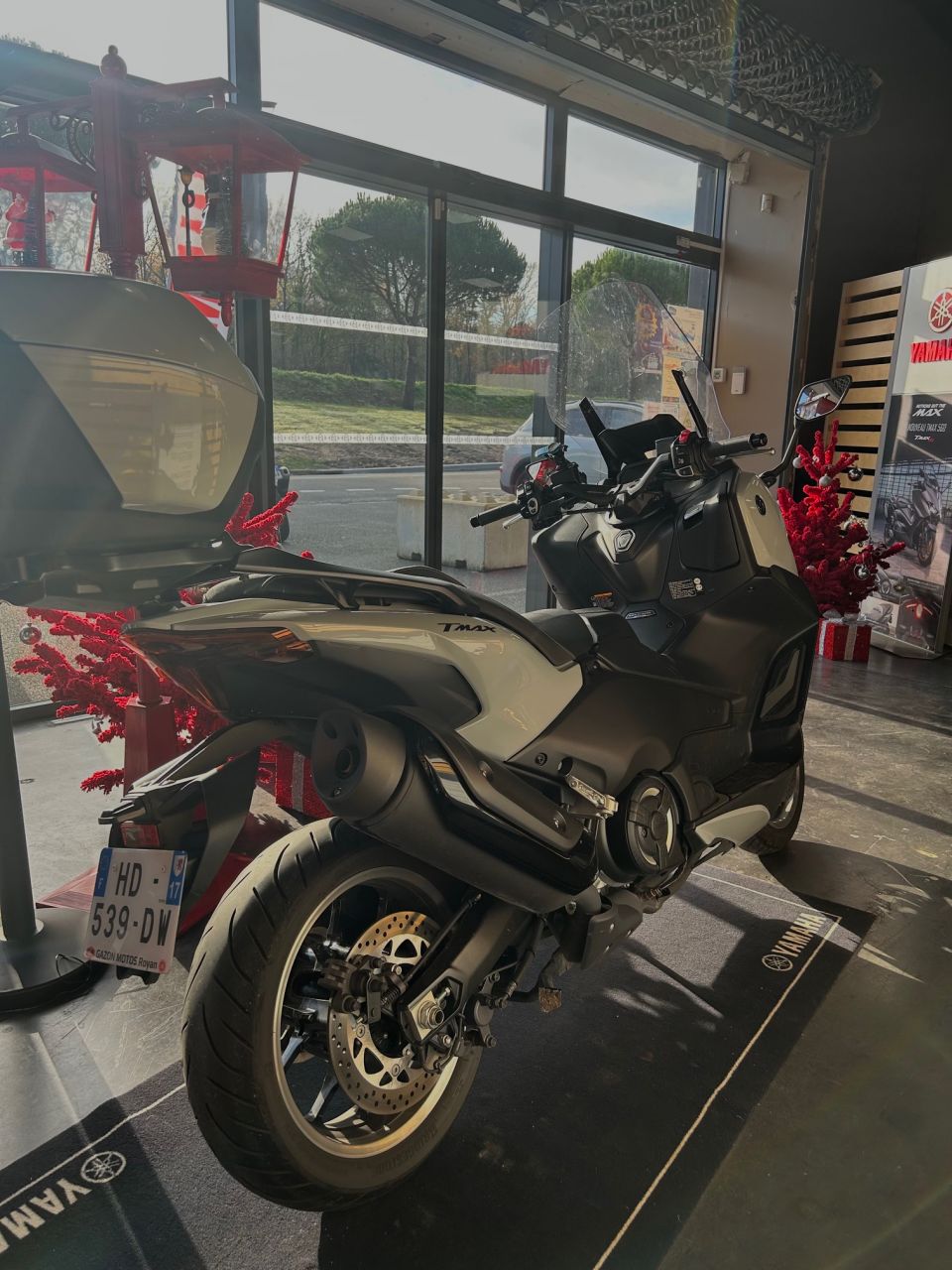 YAMAHA XP T-MAX 560 TECH MAX 4