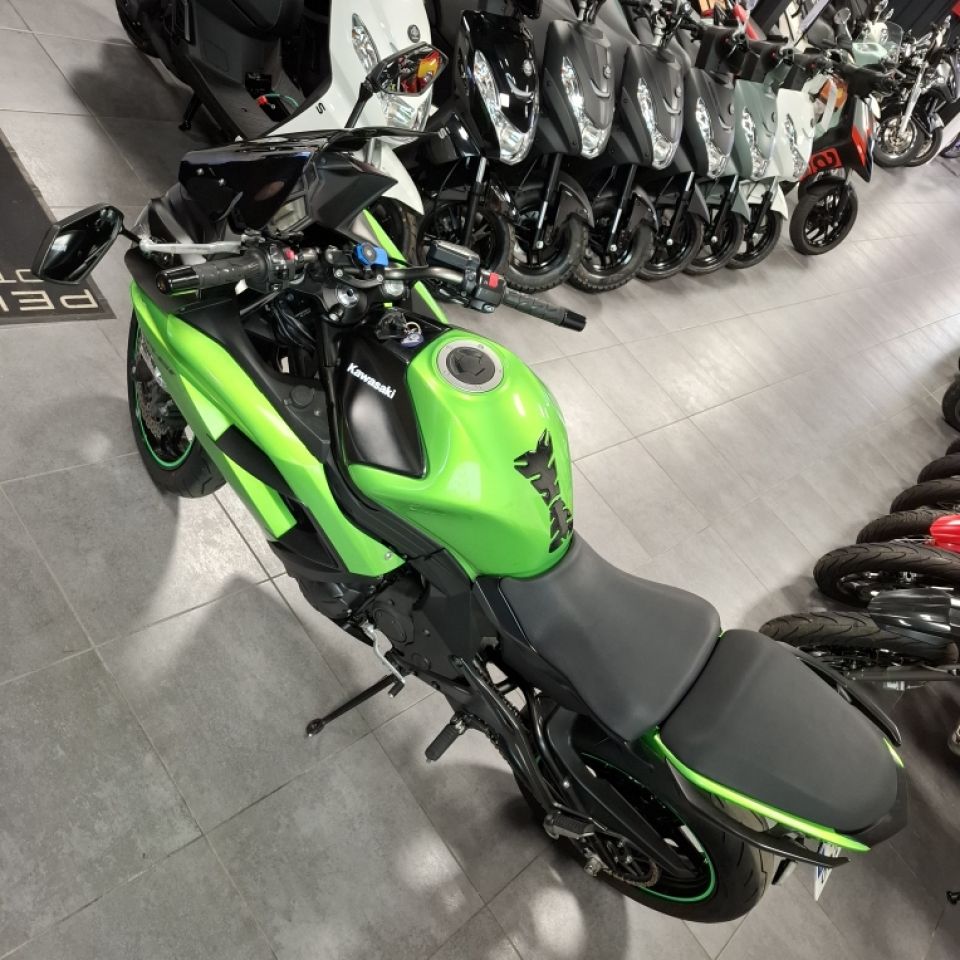 KAWASAKI ER-6 (47.5CV) 4