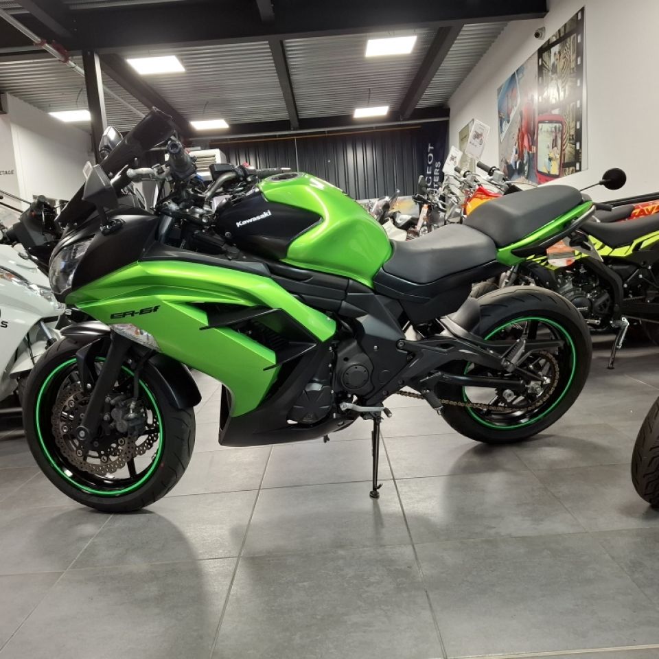 KAWASAKI ER-6 (47.5CV) 4