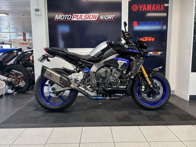 YAMAHA MT-10 SP 4