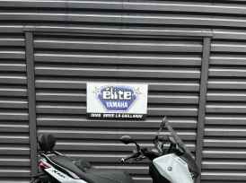 YAMAHA XMAX 300 TECH MAX + - 2025