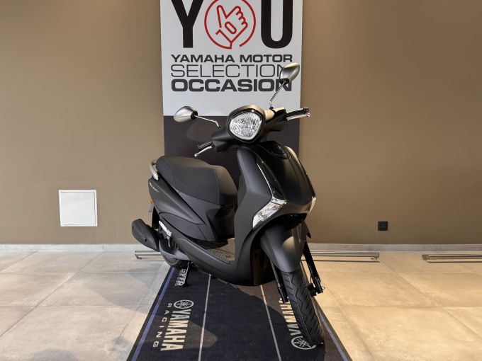 YAMAHA D'ELIGHT 4