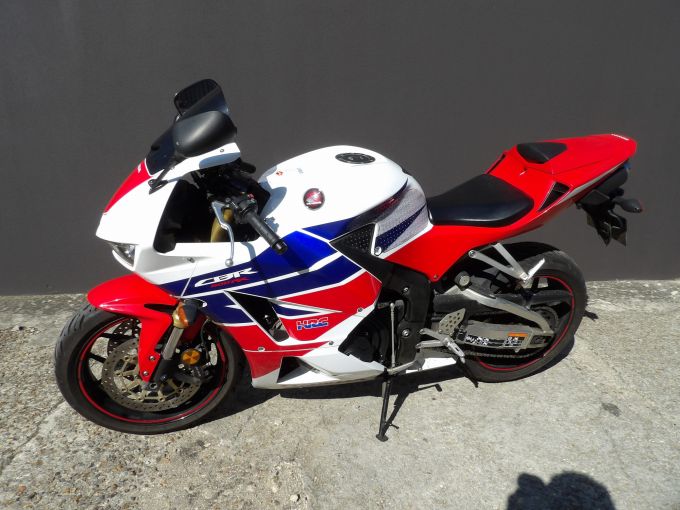 HONDA CBR 600 RR 4