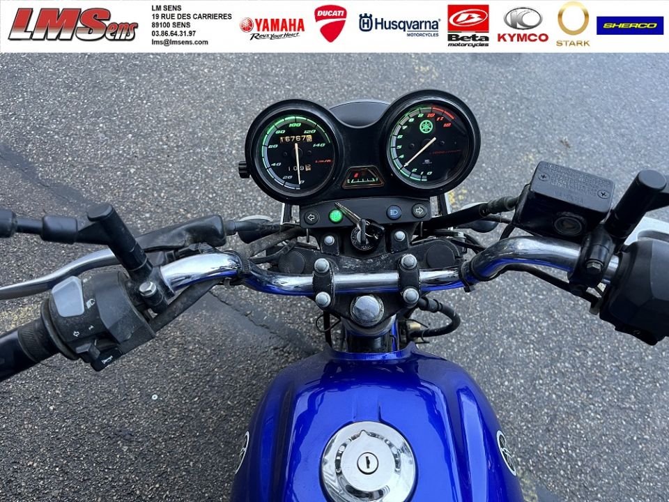 YAMAHA YBR 125 4