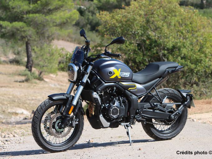 VOGE 525 ACX 4