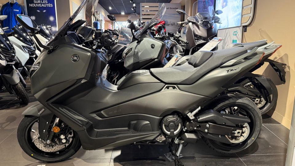 YAMAHA XP T-MAX 560 4