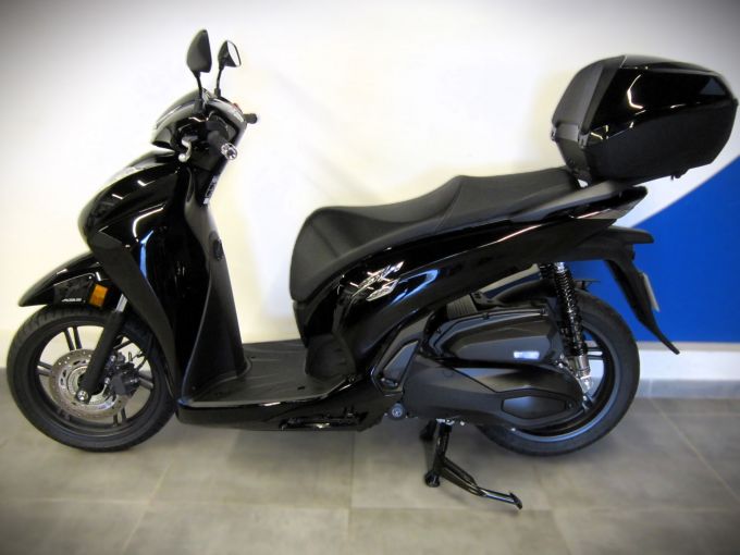 HONDA SH 300 4