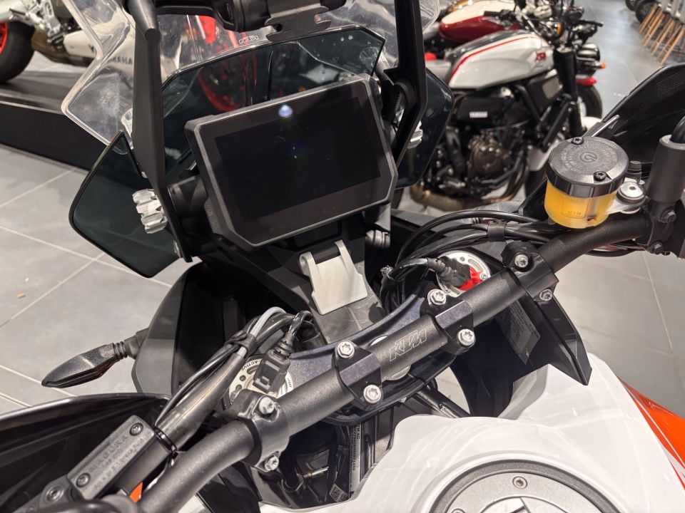 KTM 1290 SUPER ADVENTURE S 4