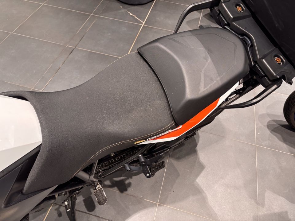 KTM 1290 SUPER ADVENTURE S 4