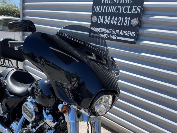 HARLEY-DAVIDSON TOURING STREET GLIDE 1868 S 4