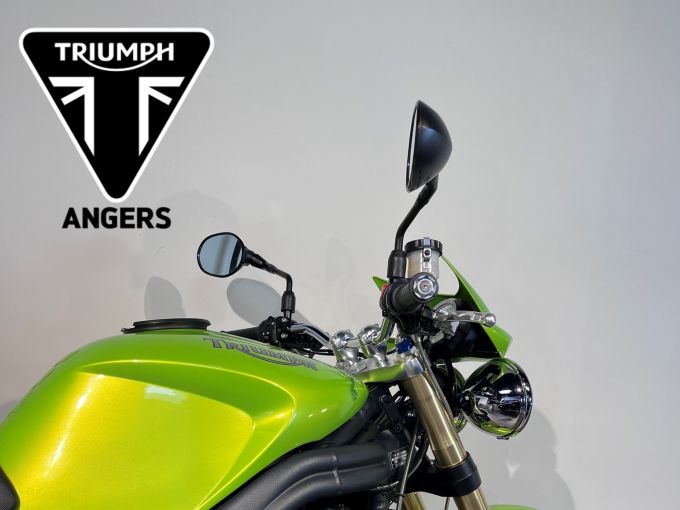 TRIUMPH SPEED TRIPLE 1050 4