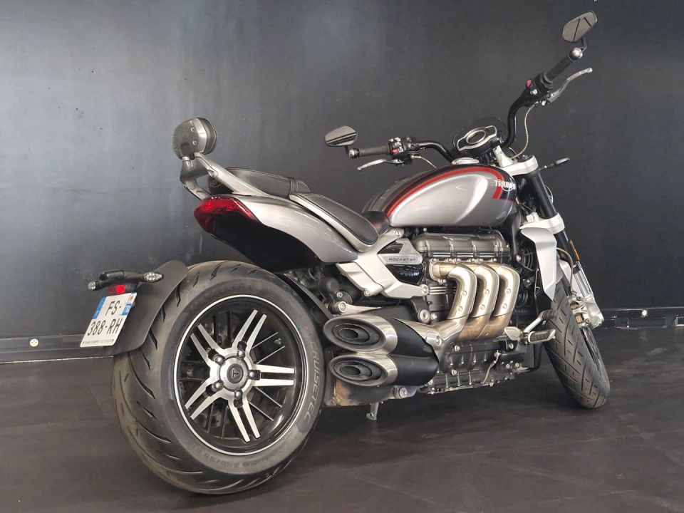 TRIUMPH ROCKET 3 GT 4