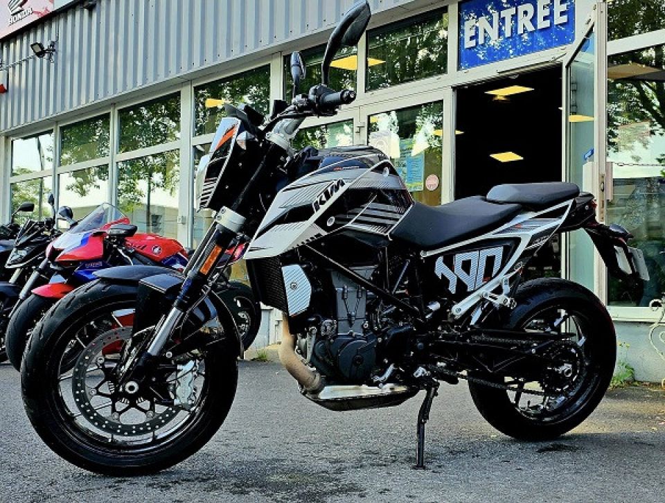 KTM DUKE 690 4