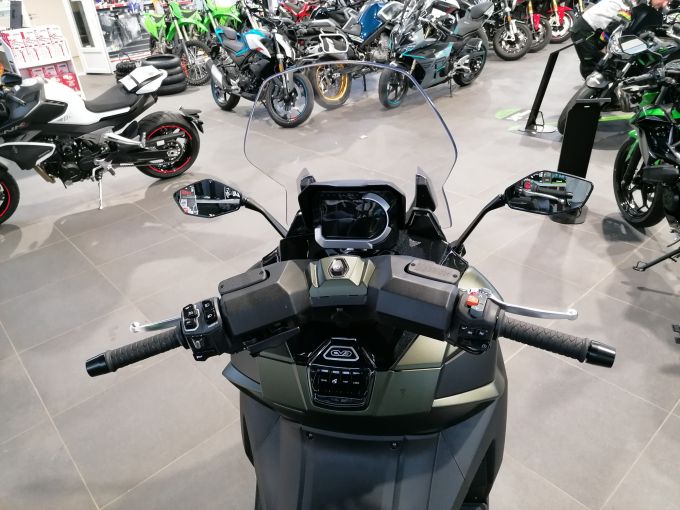 KYMCO CV3 550 4