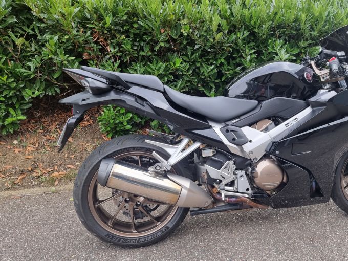 HONDA VFR 800 VTEC 4