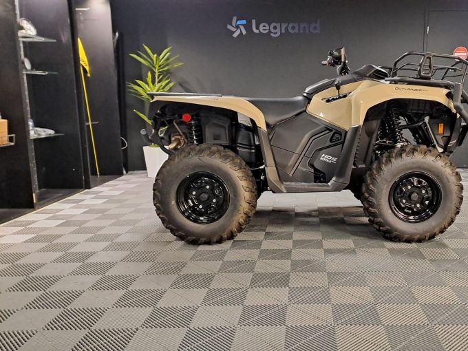 CAN-AM OUTLANDER 500 4