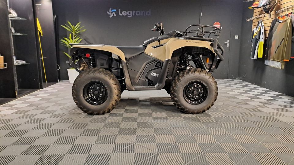 CAN-AM OUTLANDER 500 4