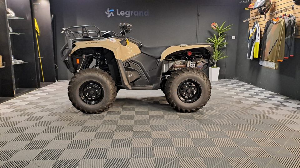CAN-AM OUTLANDER 500 4