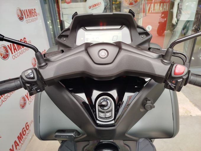 YAMAHA TRICITY 300 4