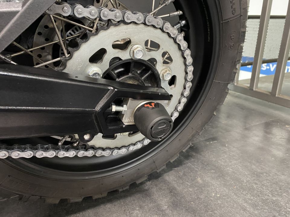 MOTO MORINI X CAPE 6.48 4