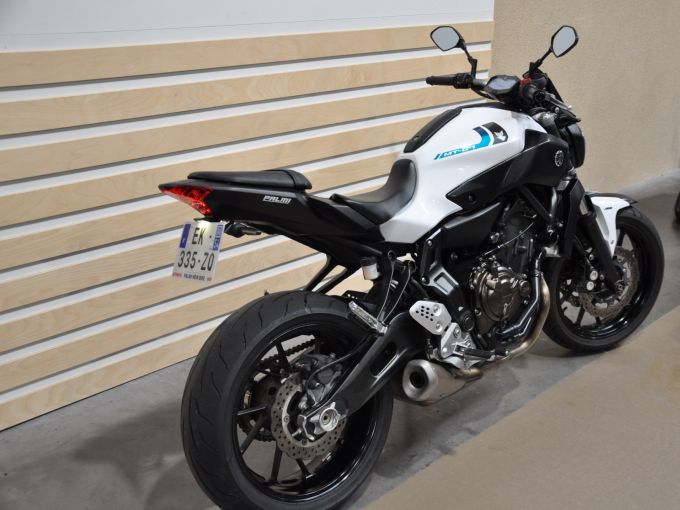 YAMAHA MT-07 (47.5CV) 4