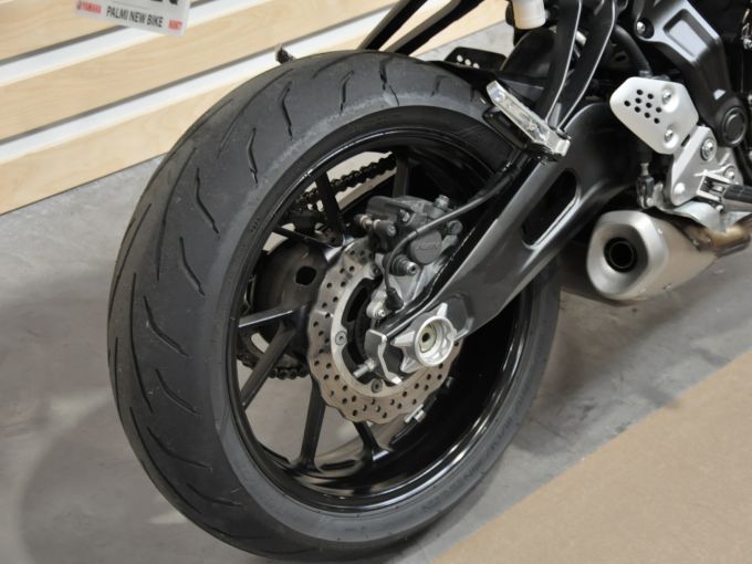 YAMAHA MT-07 (47.5CV) 4