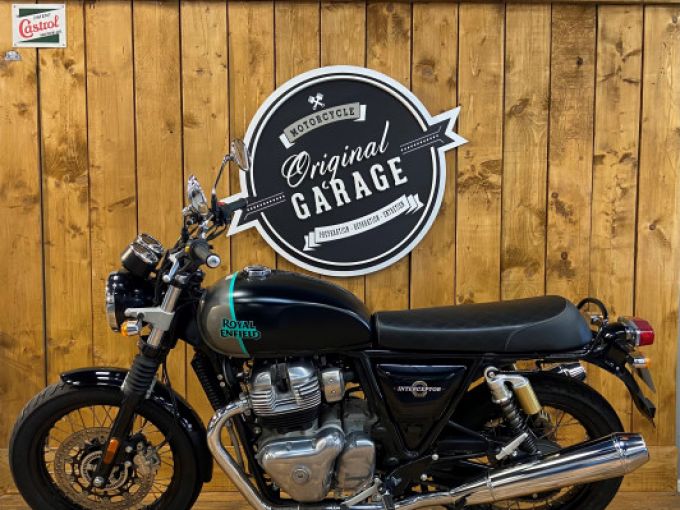 ROYAL ENFIELD Interceptor 650 4