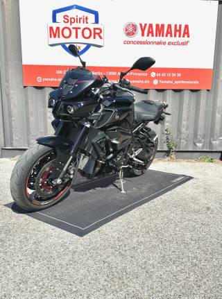 YAMAHA MT-10 - 2016
