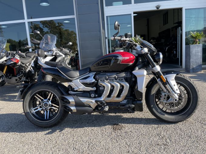 TRIUMPH ROCKET 3 GT 4