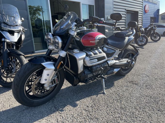 TRIUMPH ROCKET 3 GT 4
