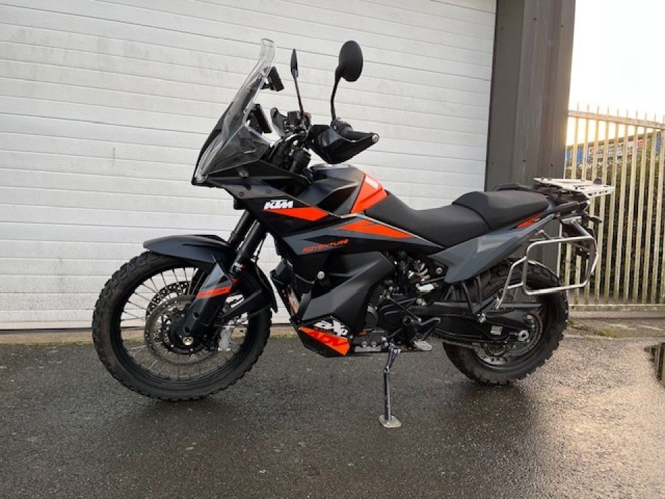 KTM 890 ADVENTURE 4
