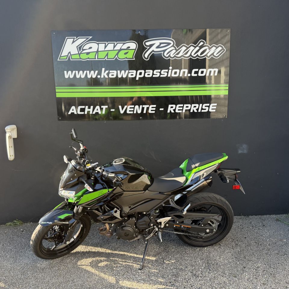 KAWASAKI Z400 4