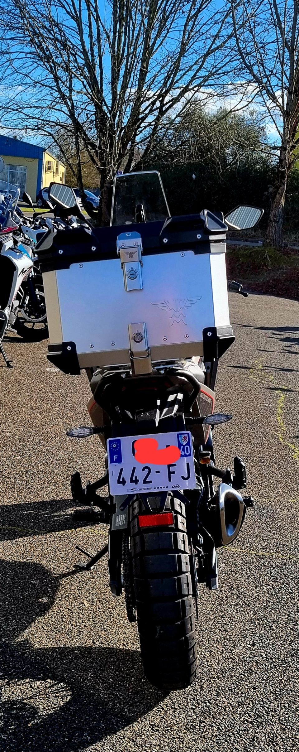 MOTO MORINI X-cape 650 4