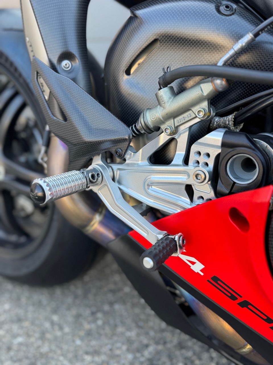 DUCATI PANIGALE 1103 V4 4