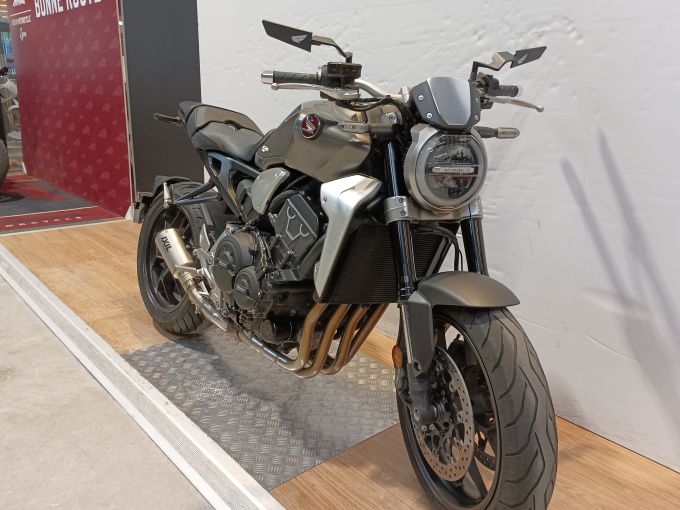 HONDA CB 1000 R 4