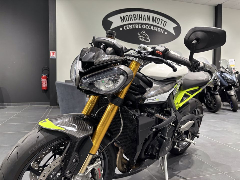 TRIUMPH STREET TRIPLE 765 4