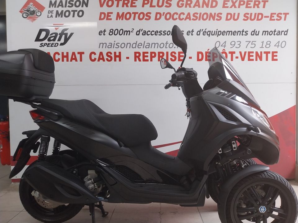 PIAGGIO MP3 300 HPE SPORT 4