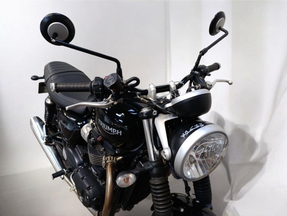 TRIUMPH STREET TWIN  900 4