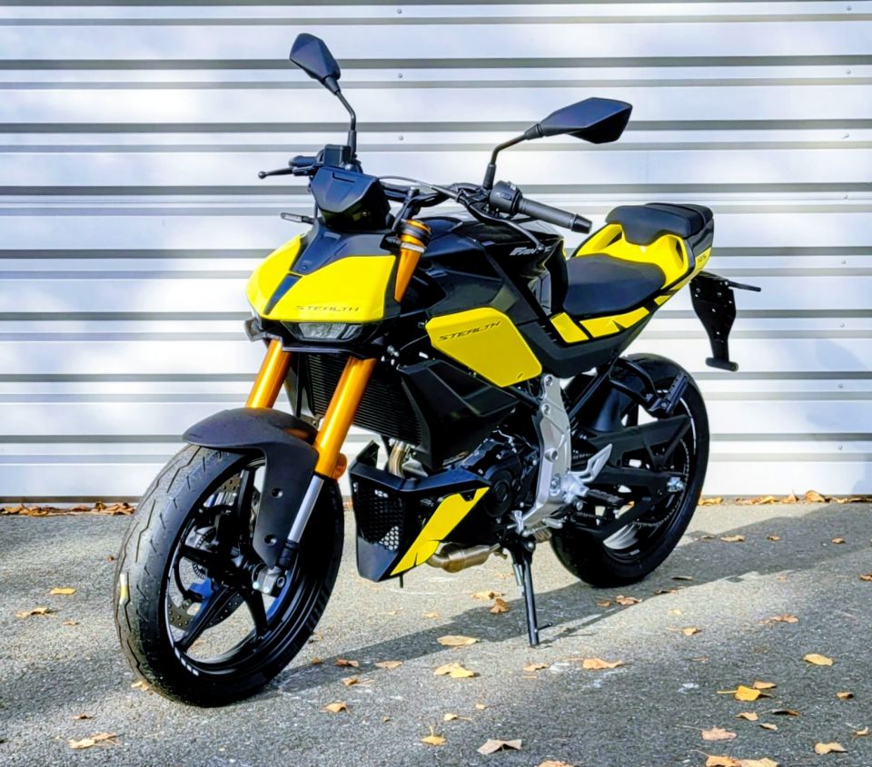 FANTIC STEALTH 125 4