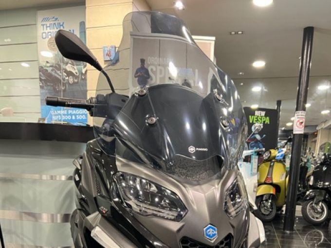 PIAGGIO MP3 530 HPE EXCLUSIVE 4