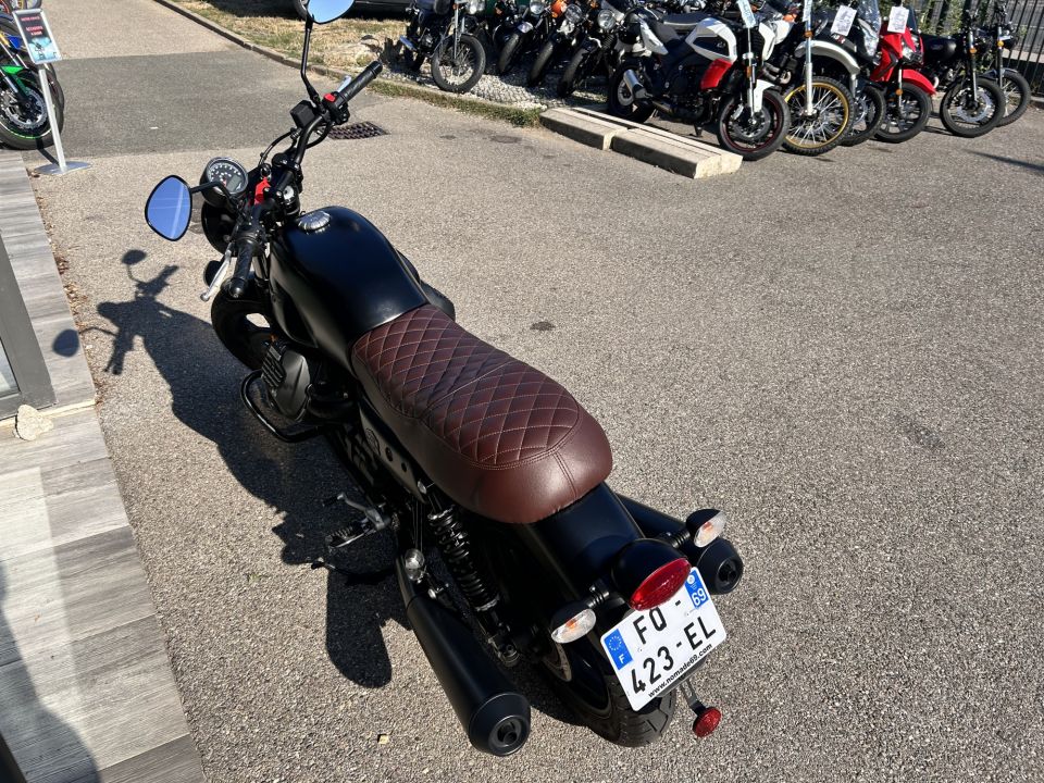 MOTO GUZZI V7 III STONE 750 4