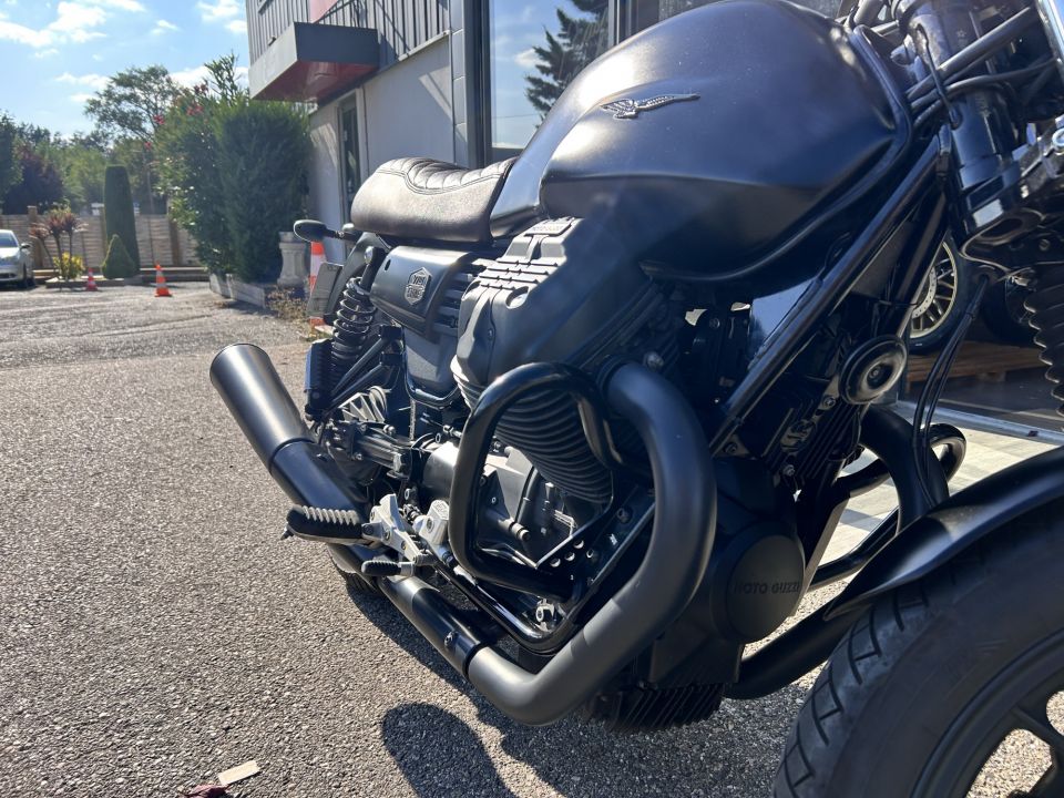 MOTO GUZZI V7 III STONE 750 4