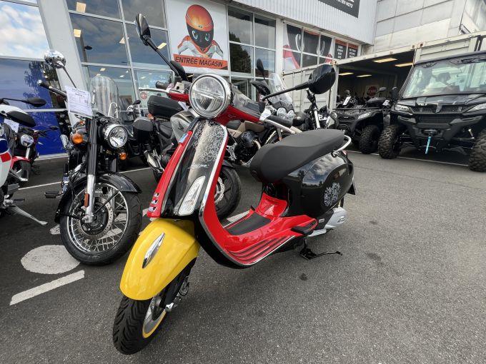 PIAGGIO VESPA 4
