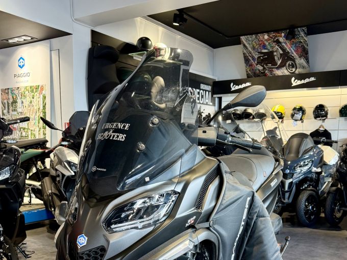 PIAGGIO MP3 530 HPE EXCLUSIVE 4