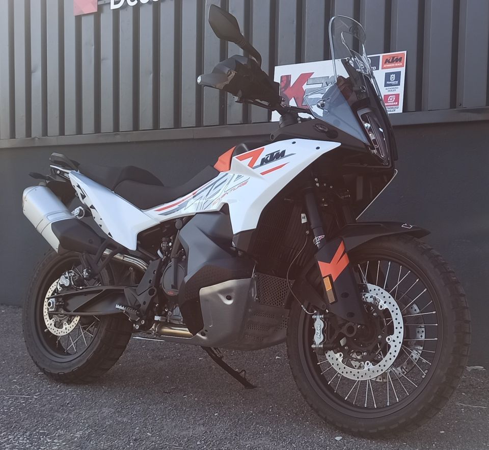 KTM 790 ADVENTURE 4